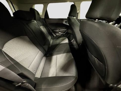 Used 2023 Kia Soul EX image 28