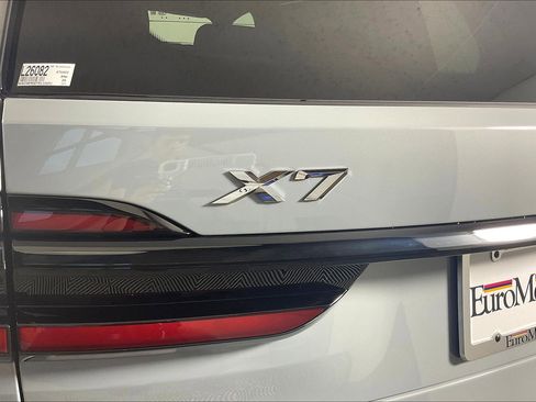 New 2026 BMW X7 xDrive40i image 11