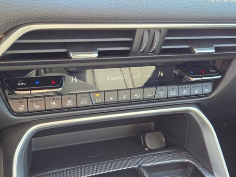 New 2026 MAZDA CX-90 Plug-In Hybrid w/ Preferred image 27