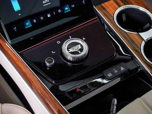 Used 2025 Cadillac Escalade Sport Platinum image 31