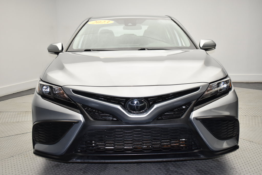 Certified 2023 Toyota Camry SE FWD image 2