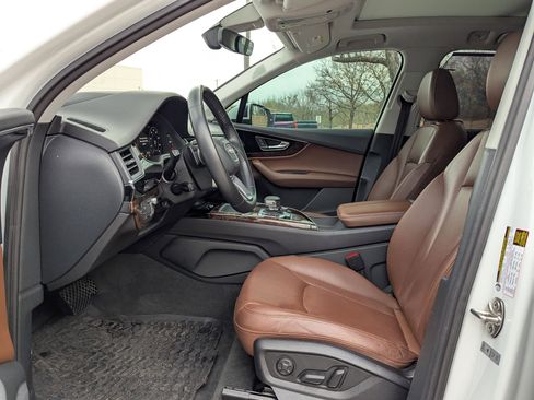 Used 2019 Audi Q7 3.0T Prestige w/ Prestige Package image 10