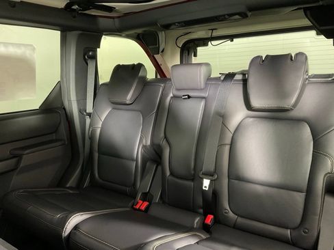 New 2026 Ford Bronco Badlands AWD/4WD image 16