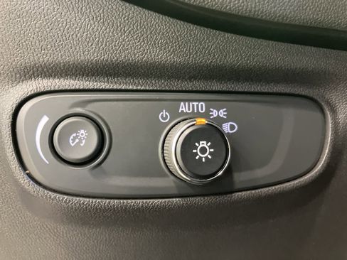 Used 2022 Chevrolet Equinox LT image 14