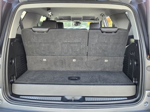 Used 2020 Chevrolet Tahoe Premier image 16