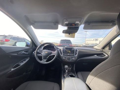 Used 2023 Chevrolet Malibu LT image 6