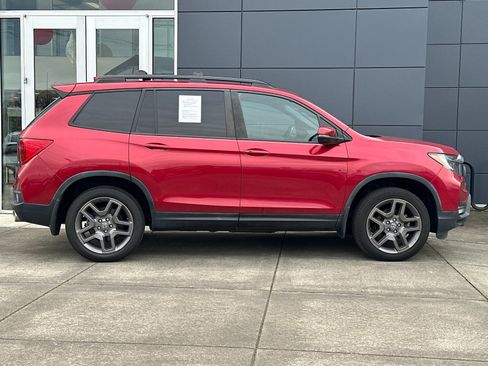 Used 2023 Honda Passport EX-L image 2