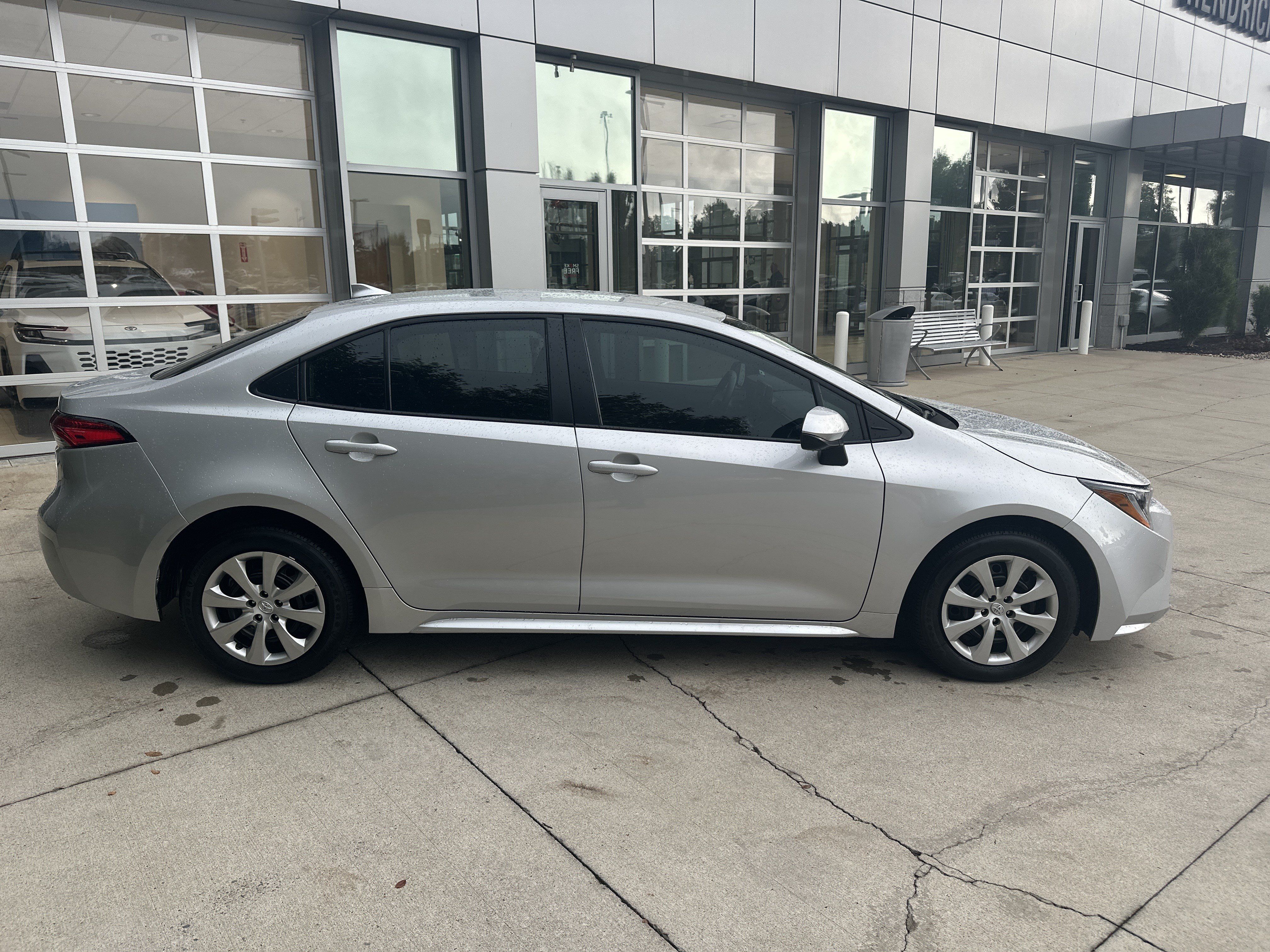 Used 2026 Toyota Corolla LE FWD image 10