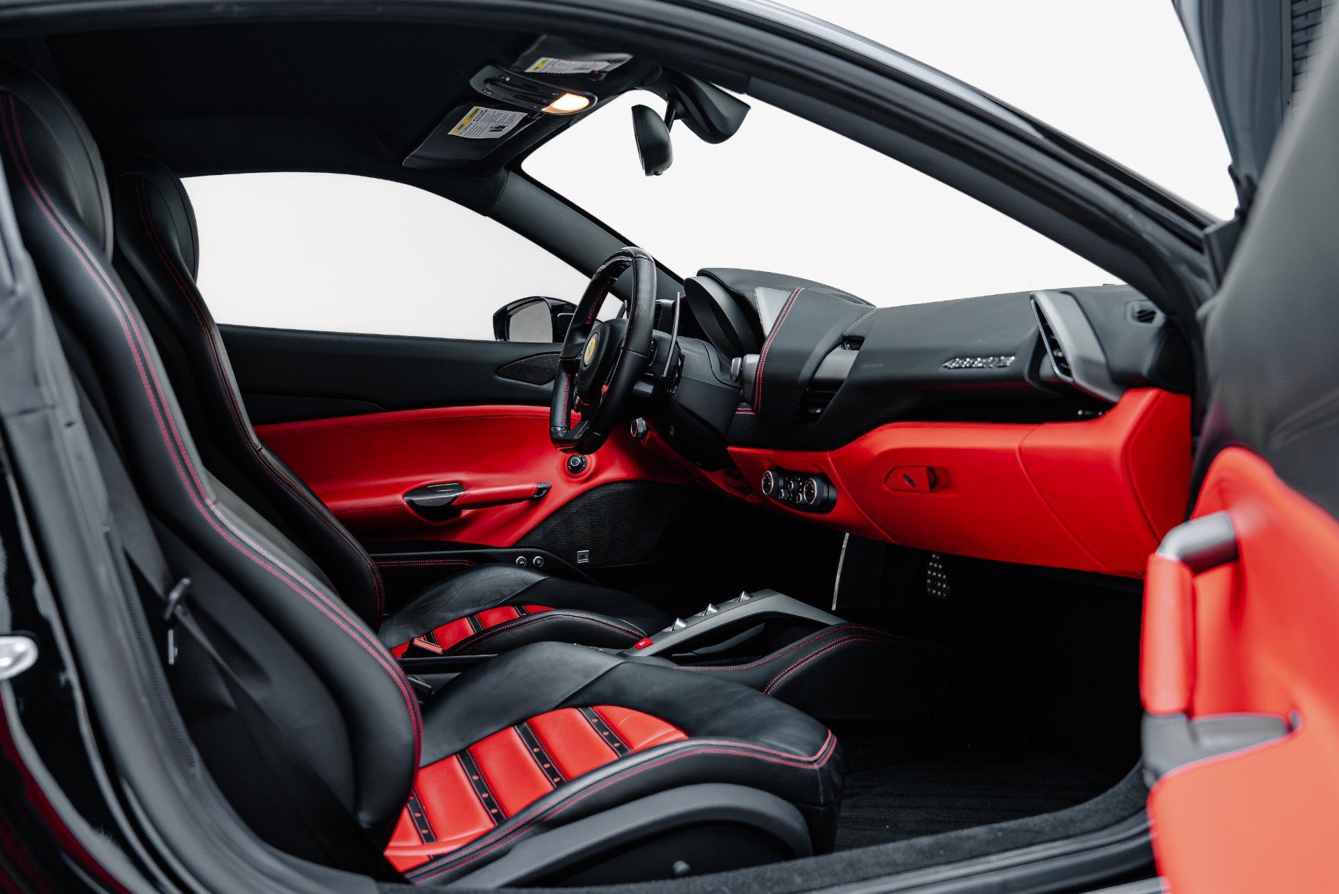 Used 2016 Ferrari 488 GTB RWD image 43