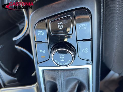 Used 2023 Kia Sportage LX image 39