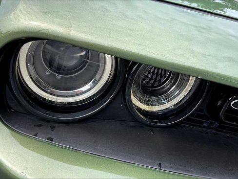 Used 2019 Dodge Challenger R/T Scat Pack w/ Plus Package RWD image 28