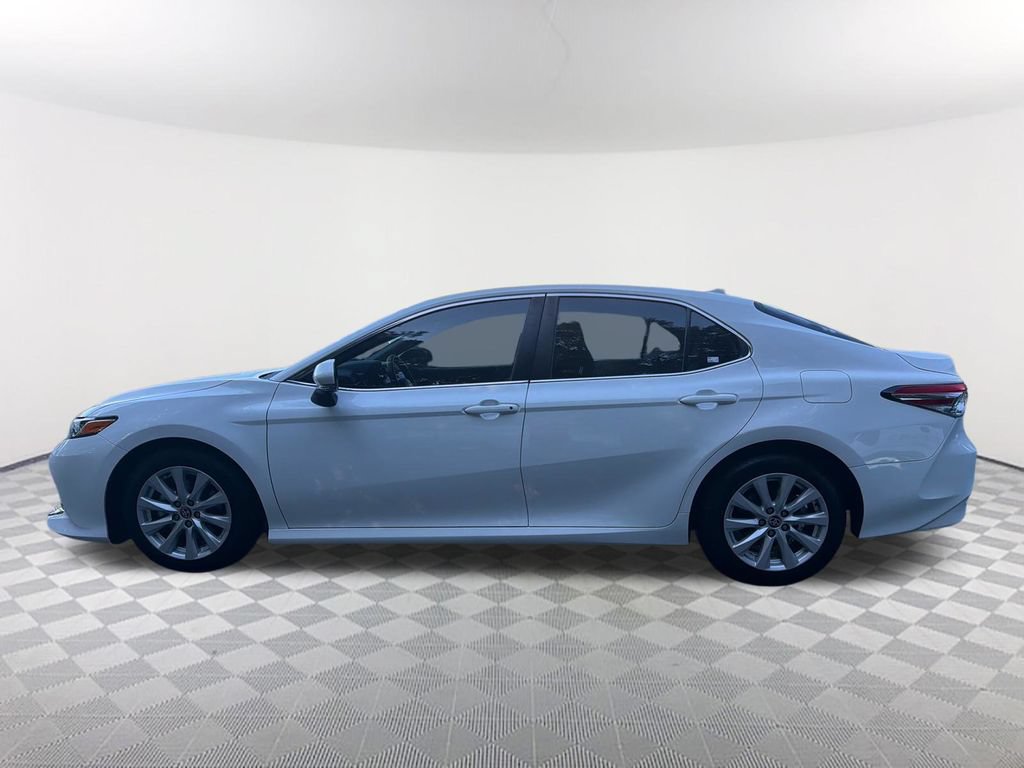 Used 2020 Toyota Camry LE w/ Convenience Package FWD image 8