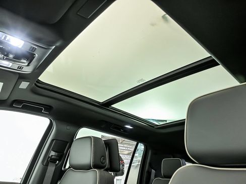 New 2026 GMC Yukon XL Elevation w/ Elevation Premium Package AWD/4WD image 10