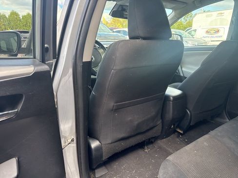 Used 2017 Toyota RAV4 XLE FWD image 26