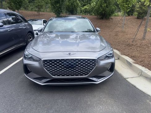 Used 2021 Genesis G70 2.0T w/ Prestige Package RWD image 3