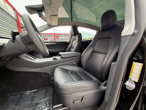 Used 2023 Tesla Model Y AWD image 16