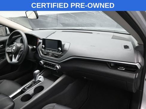 Used 2022 Nissan Altima 2.5 S FWD image 9