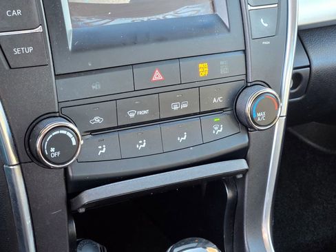 Used 2016 Toyota Camry SE w/ Protection Package (Q2) image 30