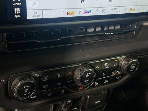 Used 2024 Jeep Wrangler Sahara w/ Safety Group image 22