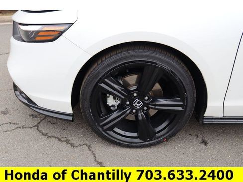 Certified 2025 Honda Accord Sport image 29