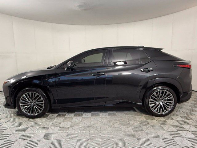 Used 2023 Lexus RZ 450e Premium w/ Accessory Package (2T) AWD/4WD image 3