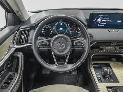 Used 2025 MAZDA CX-90 3.3 Turbo w/ Preferred Package image 17