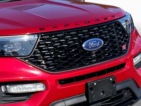 Used 2020 Ford Explorer ST w/ ST Street Pack AWD/4WD image 27