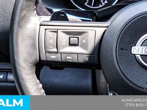 Used 2024 Nissan Pathfinder SV w/ SV Premium Package FWD image 27