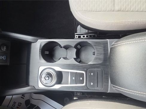 Used 2022 Ford Escape SE image 26