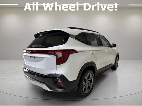Used 2024 Kia Seltos S image 3