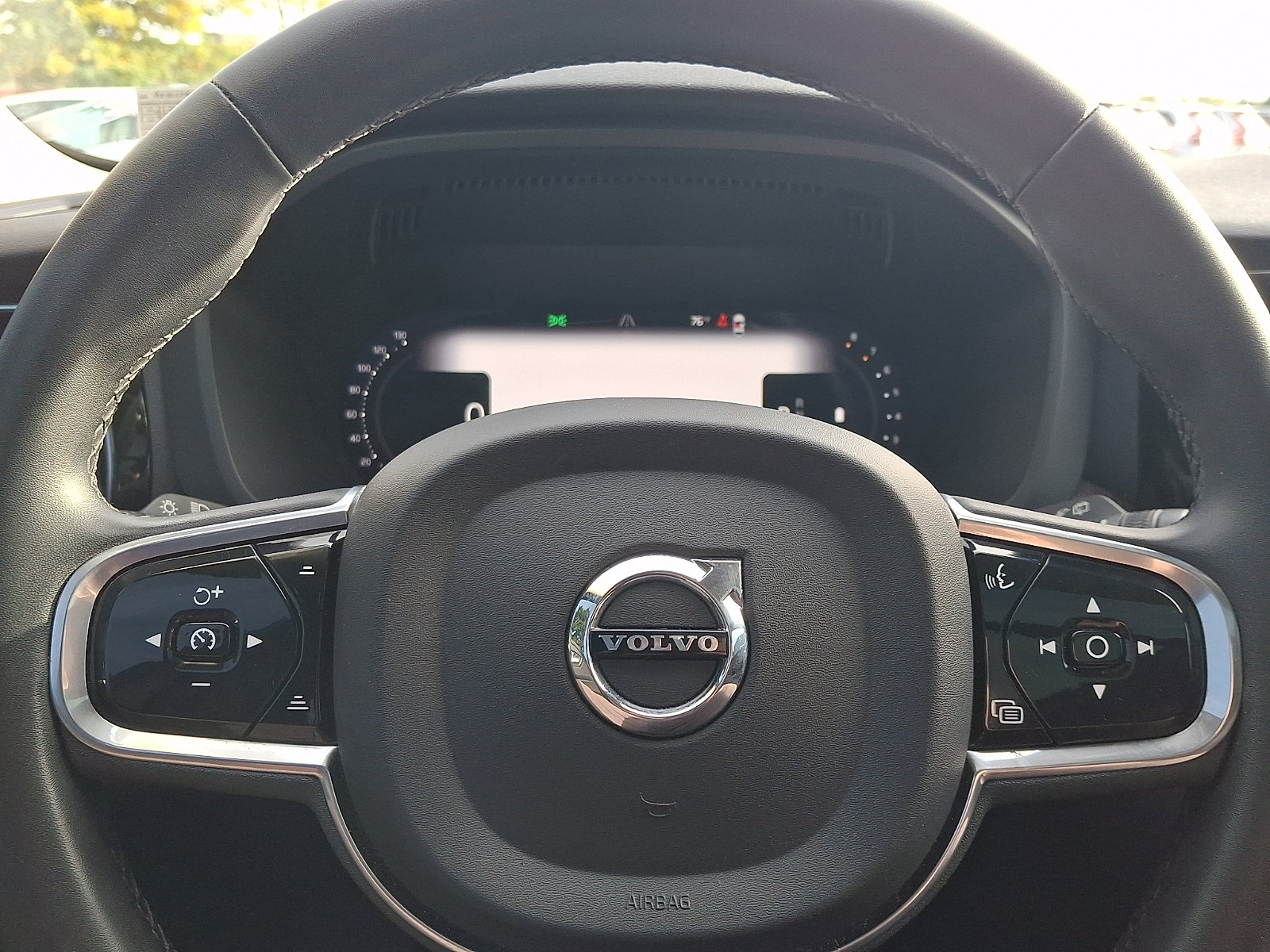 Used 2023 Volvo XC60 B5 Plus w/ Climate Package AWD/4WD image 20