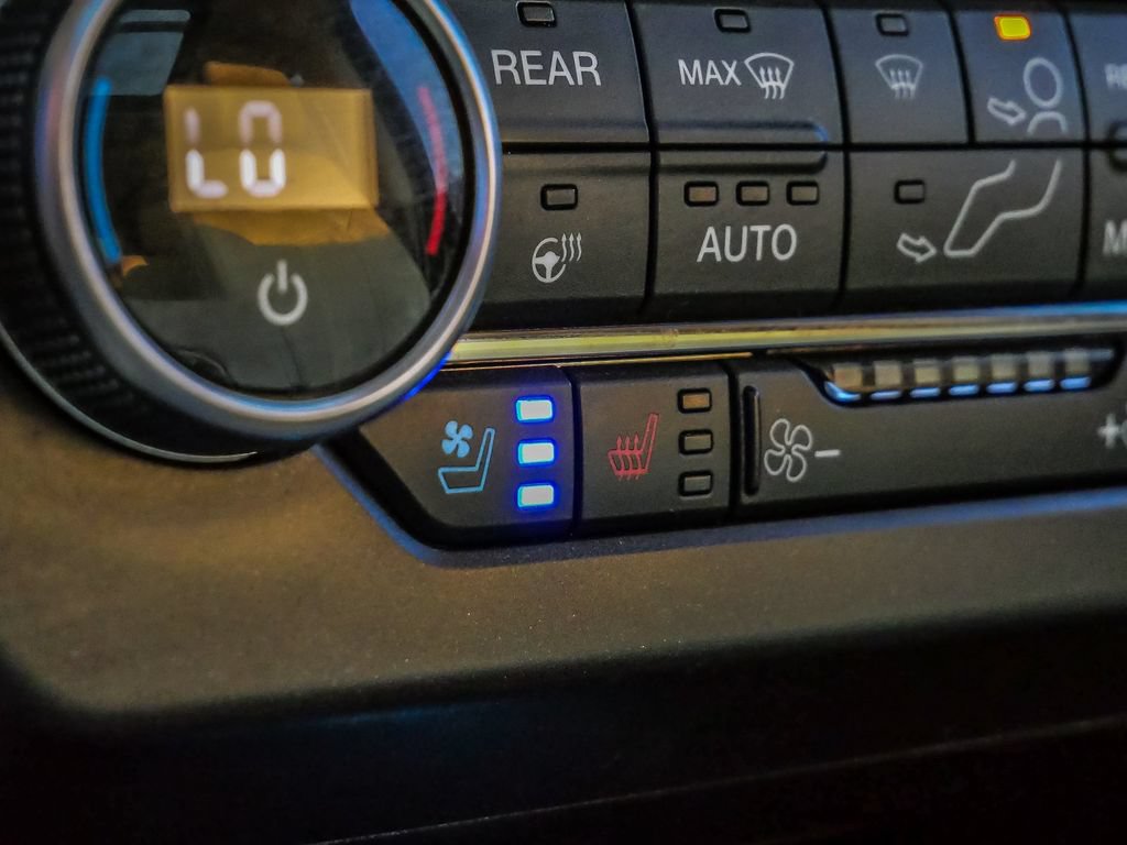 Used 2020 Ford Expedition Platinum AWD/4WD image 41