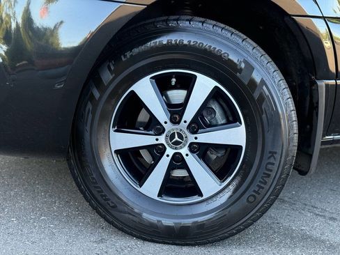 Used 2019 Mercedes-Benz Sprinter 170 image 12