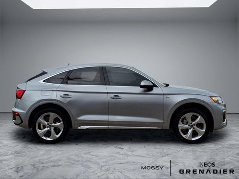 Used 2023 Audi Q5 2.0T Premium w/ Convenience Package AWD/4WD image 8