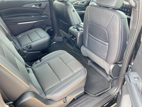 New 2026 Chevrolet Traverse High Country FWD image 30