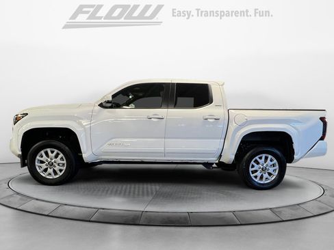 Certified 2024 Toyota Tacoma SR5 image 5