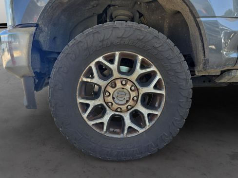 Used 2020 Ford F250 Lariat w/ Lariat Ultimate Package AWD/4WD image 9