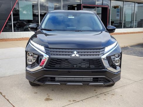 New 2026 Mitsubishi Eclipse Cross ES image 11