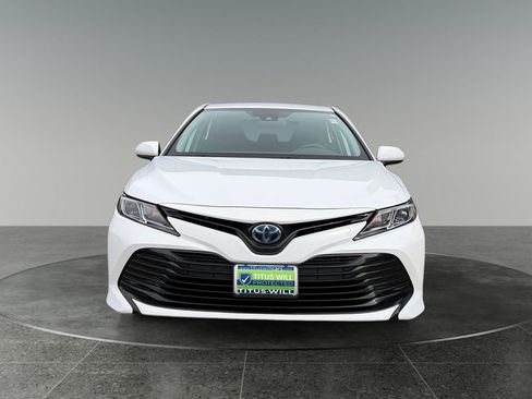 Used 2020 Toyota Camry LE FWD image 2