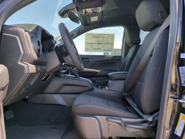 New 2026 Chevrolet Colorado Trail Boss w/ Midnight Edition AWD/4WD image 19