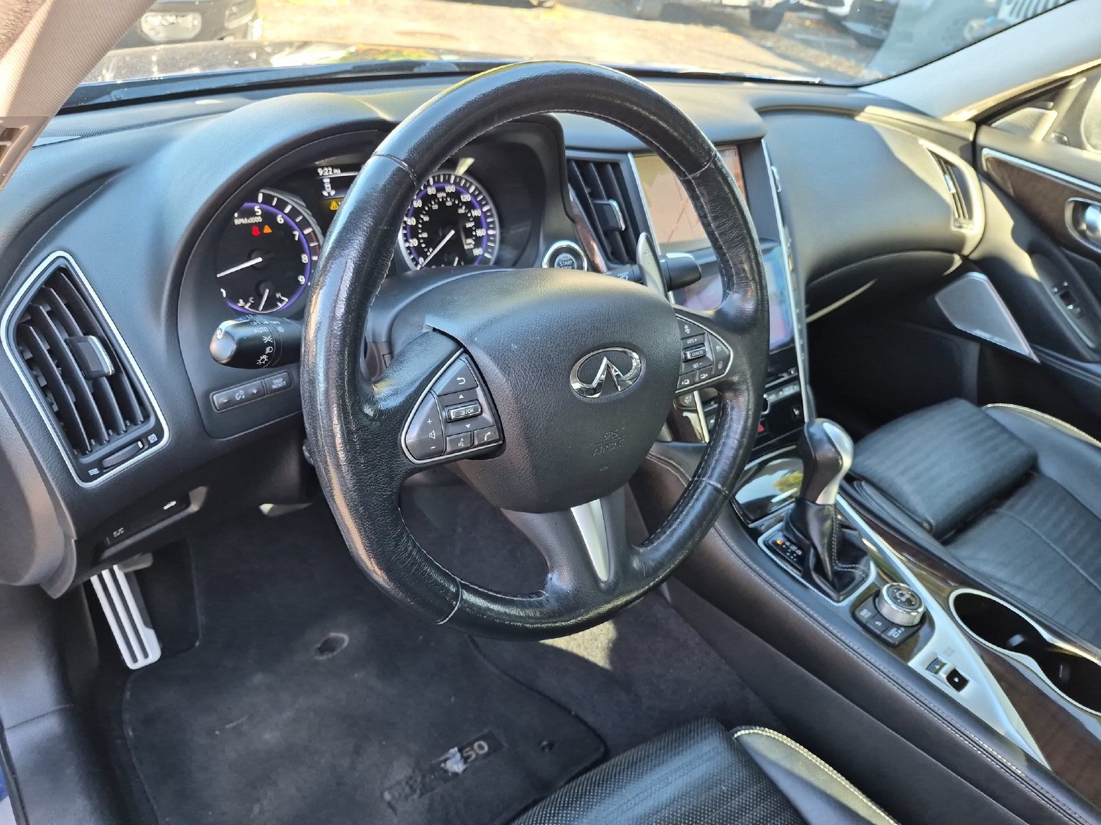 Used 2017 INFINITI Q50 Sport AWD/4WD image 12
