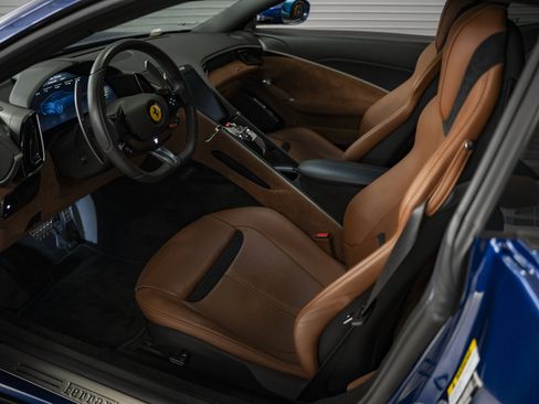 Used 2023 Ferrari Roma RWD image 30