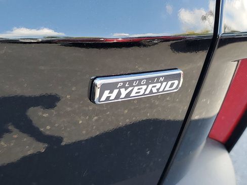 New 2025 Ford Escape Base w/ PHEV Premium Package image 29