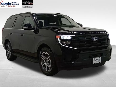 Certified 2025 Ford Expedition Active AWD/4WD image 1