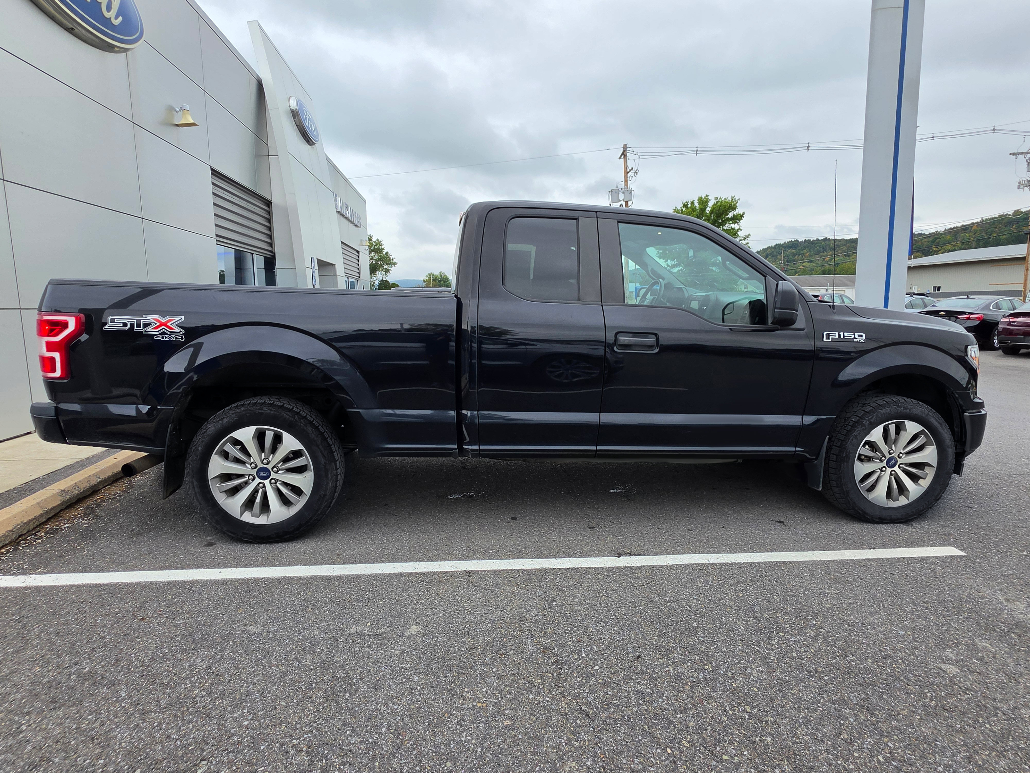 Used 2018 Ford F150 XL w/ Equipment Group 101A Mid AWD/4WD image 2
