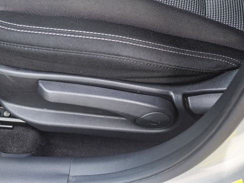 Used 2013 Hyundai Elantra GT image 21