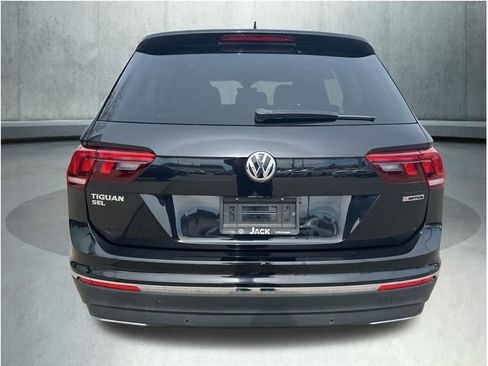 Used 2020 Volkswagen Tiguan SEL image 4