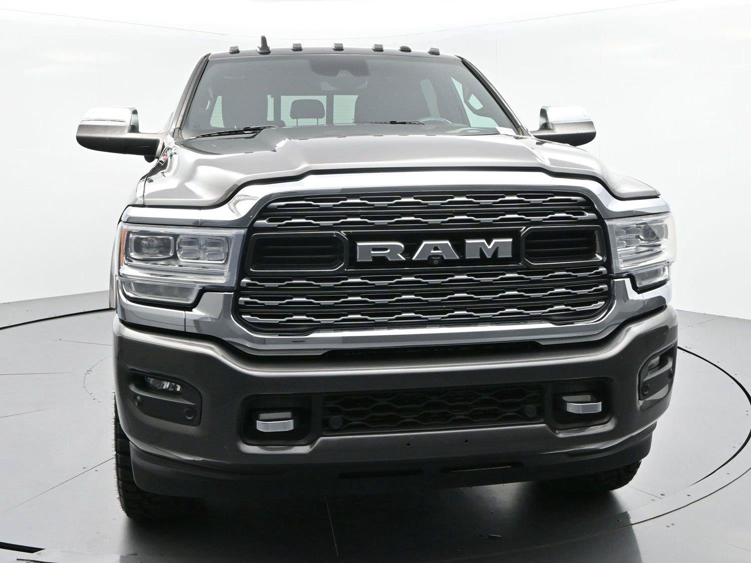 Used 2020 RAM 2500 Limited AWD/4WD image 2