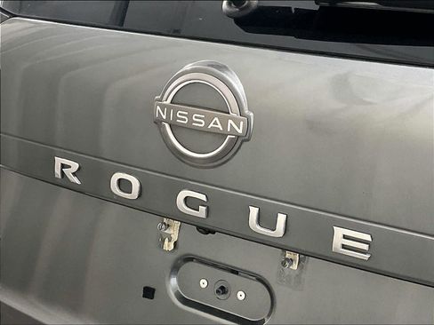 Certified 2023 Nissan Rogue SV w/ SV Premium B Package image 29