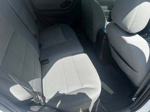 Used 2007 Ford Escape XLT FWD image 19